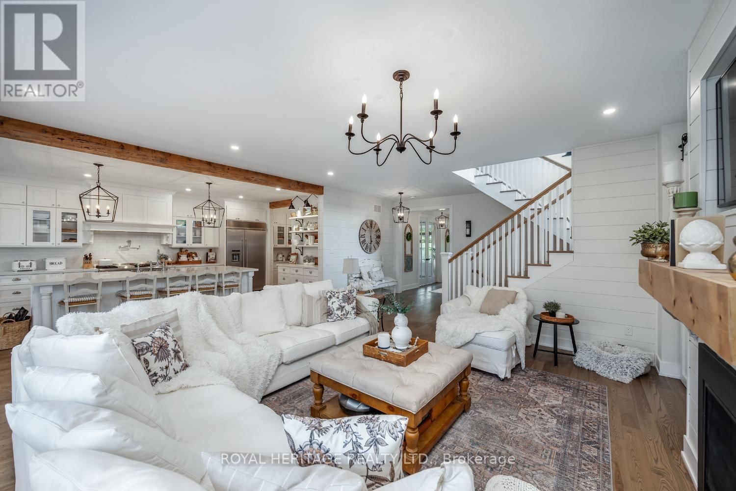 99 SECOND AVENUE Image 14