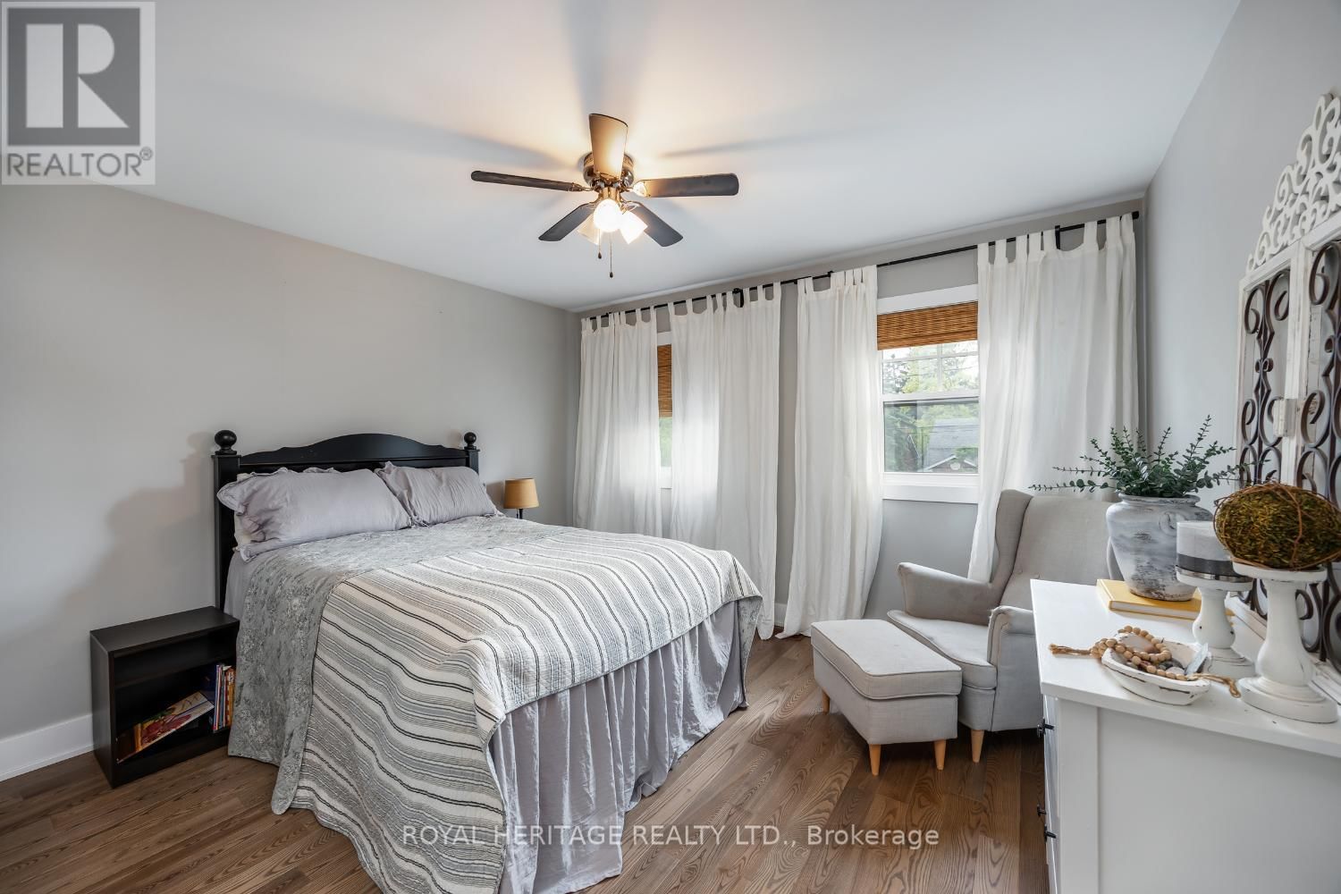 99 SECOND AVENUE Image 32