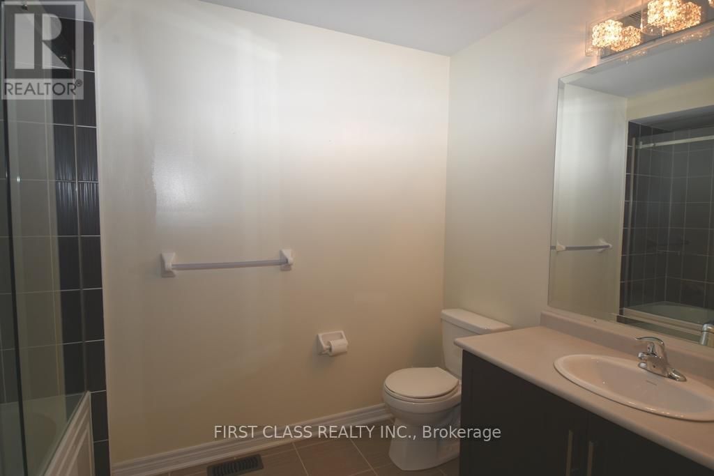 101 FIMCO CRESCENT Image 16