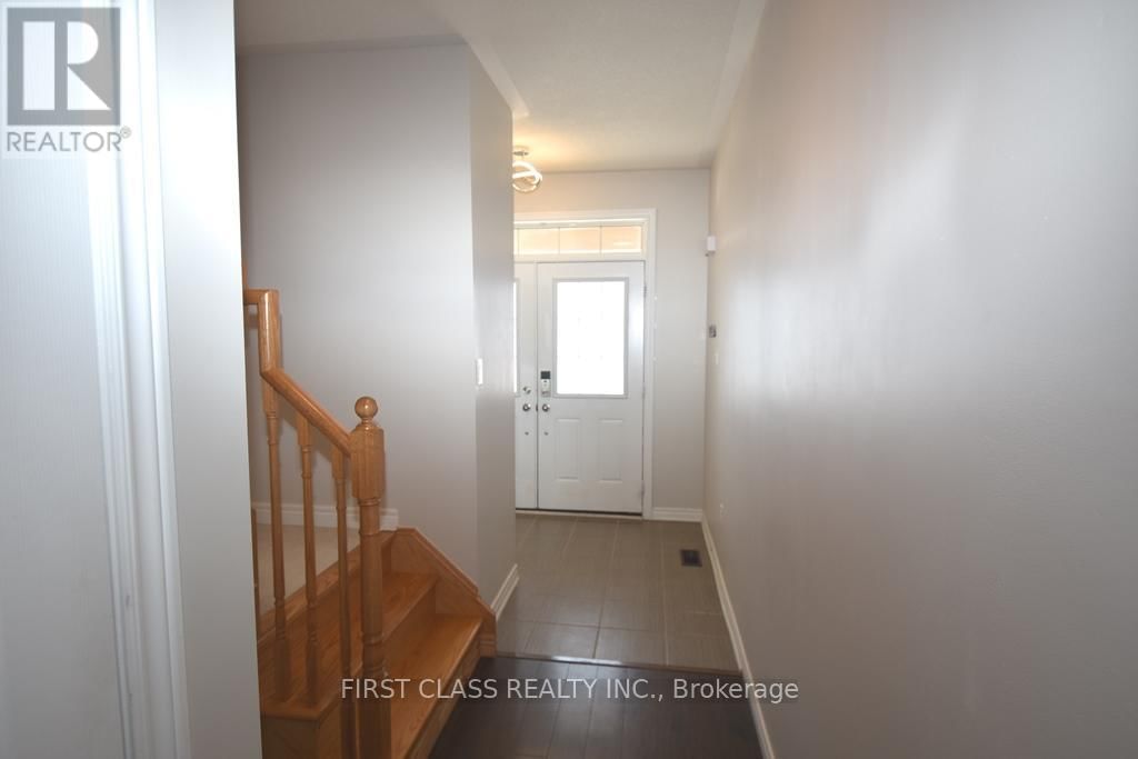 101 FIMCO CRESCENT Image 4