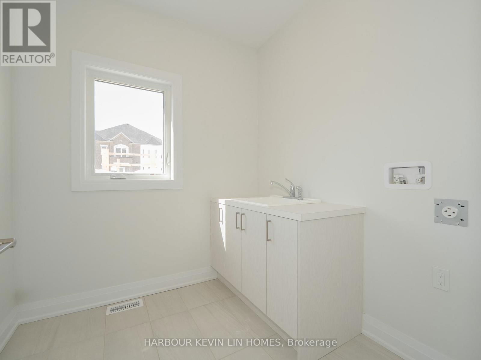 114 SEGUIN STREET Image 21