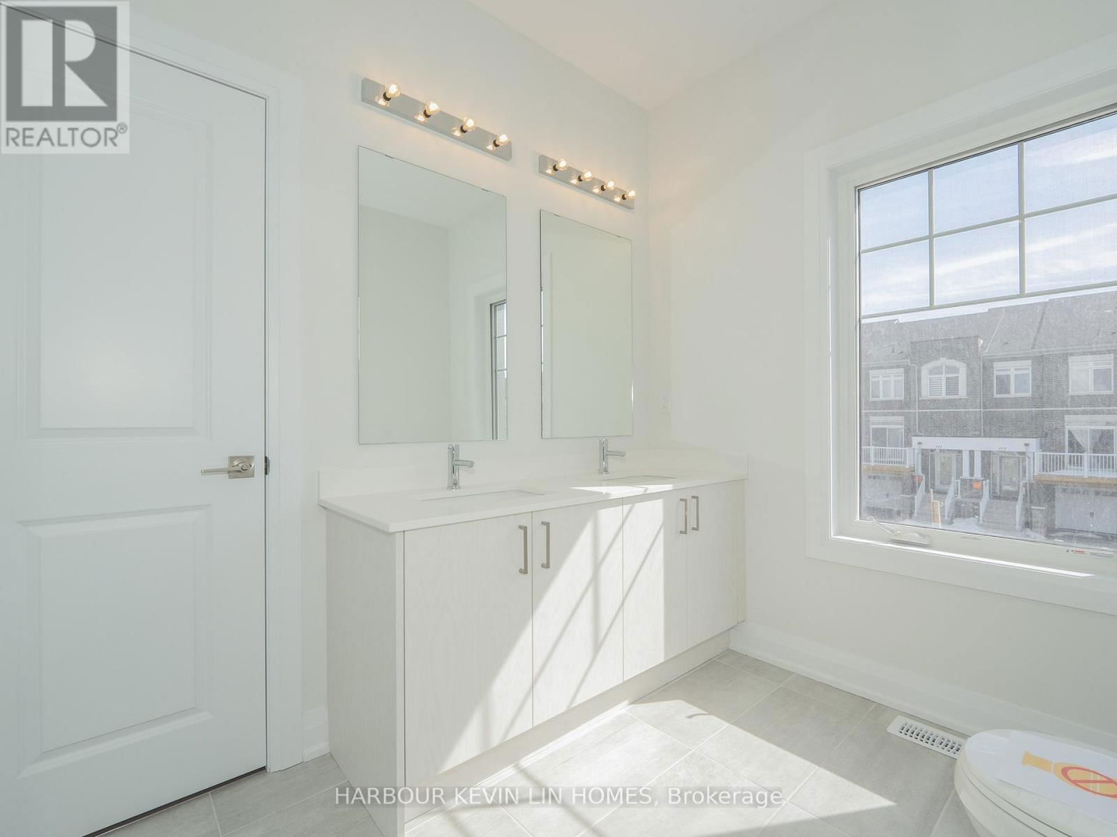 114 SEGUIN STREET Image 38