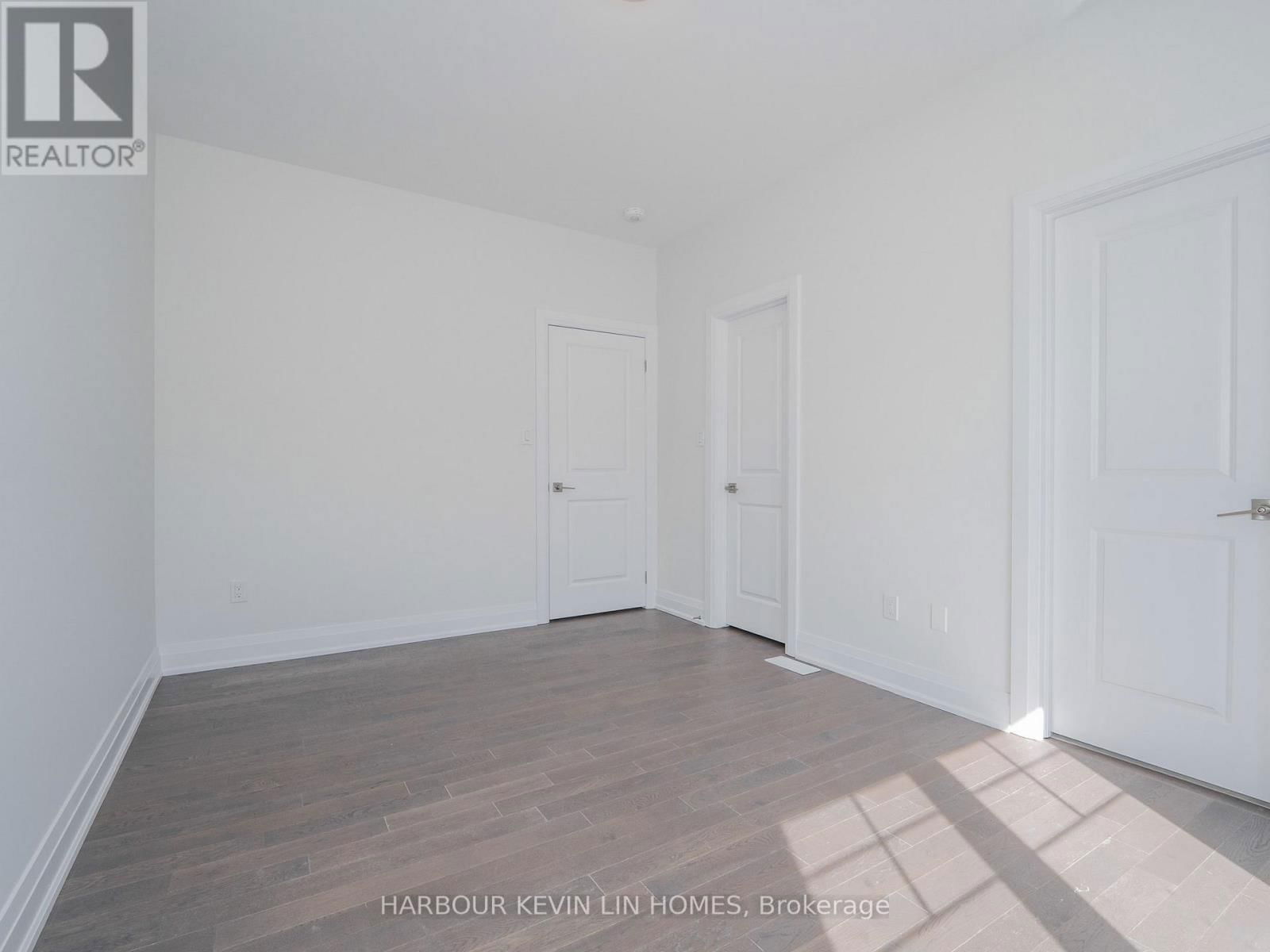 114 SEGUIN STREET Image 40