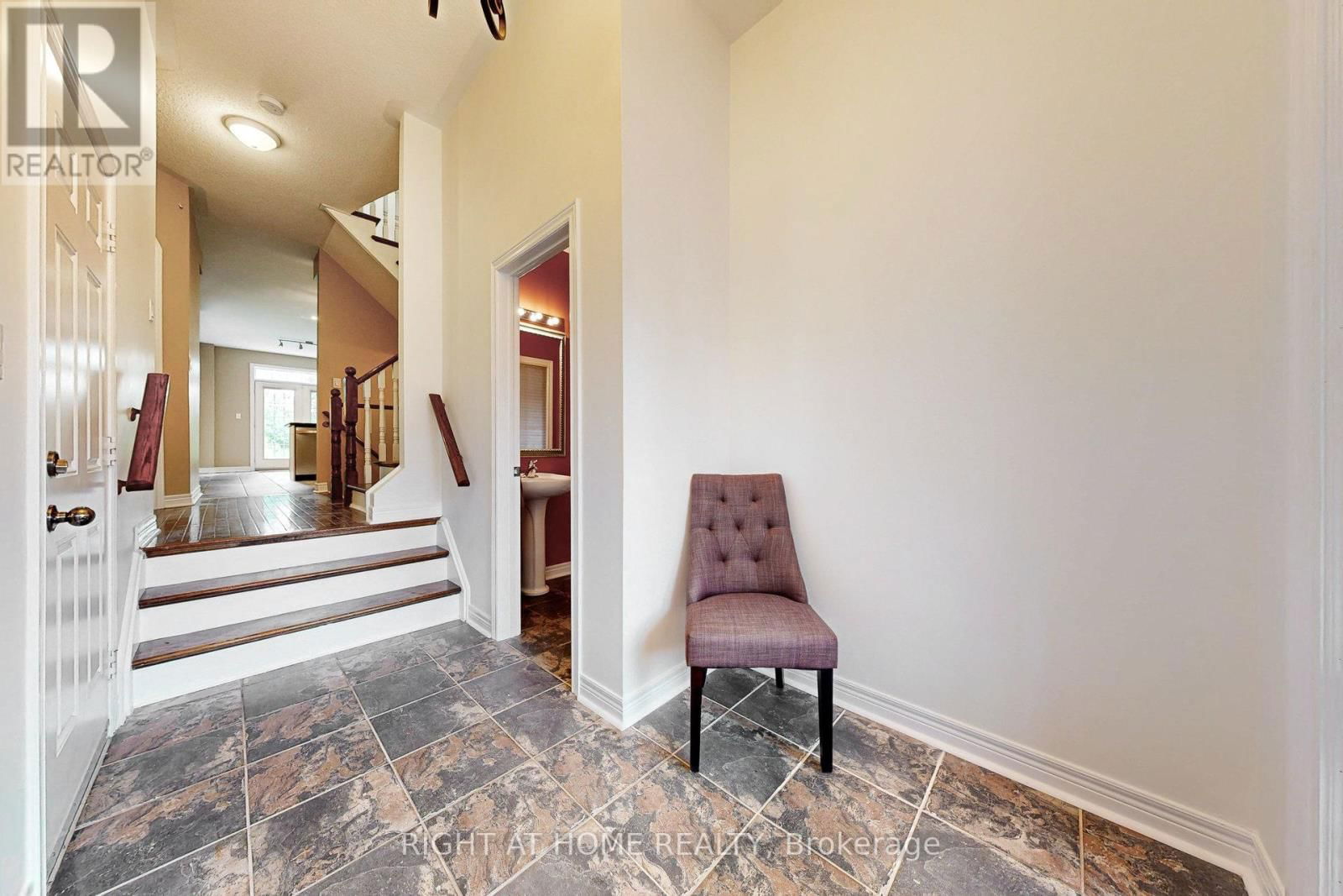 41 - 280 PARADELLE DRIVE Image 3
