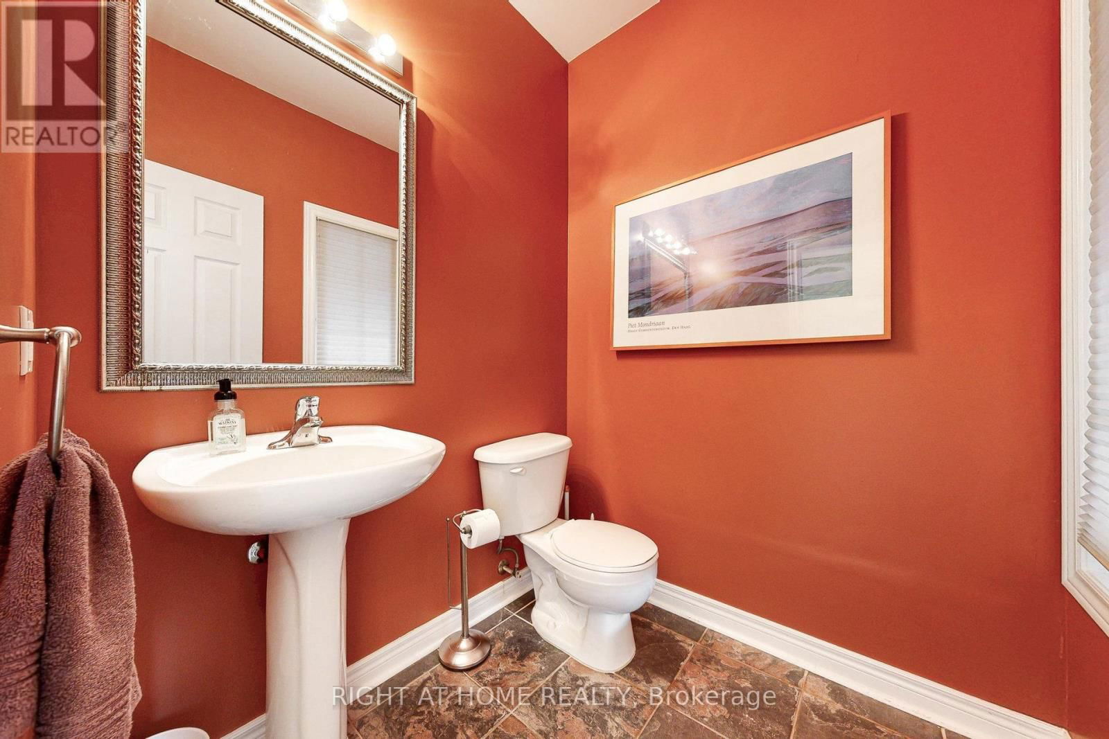 41 - 280 PARADELLE DRIVE Image 4
