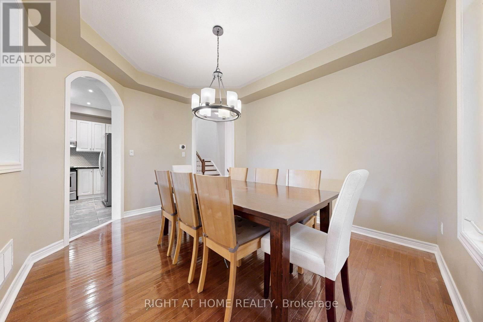 41 - 280 PARADELLE DRIVE Image 8