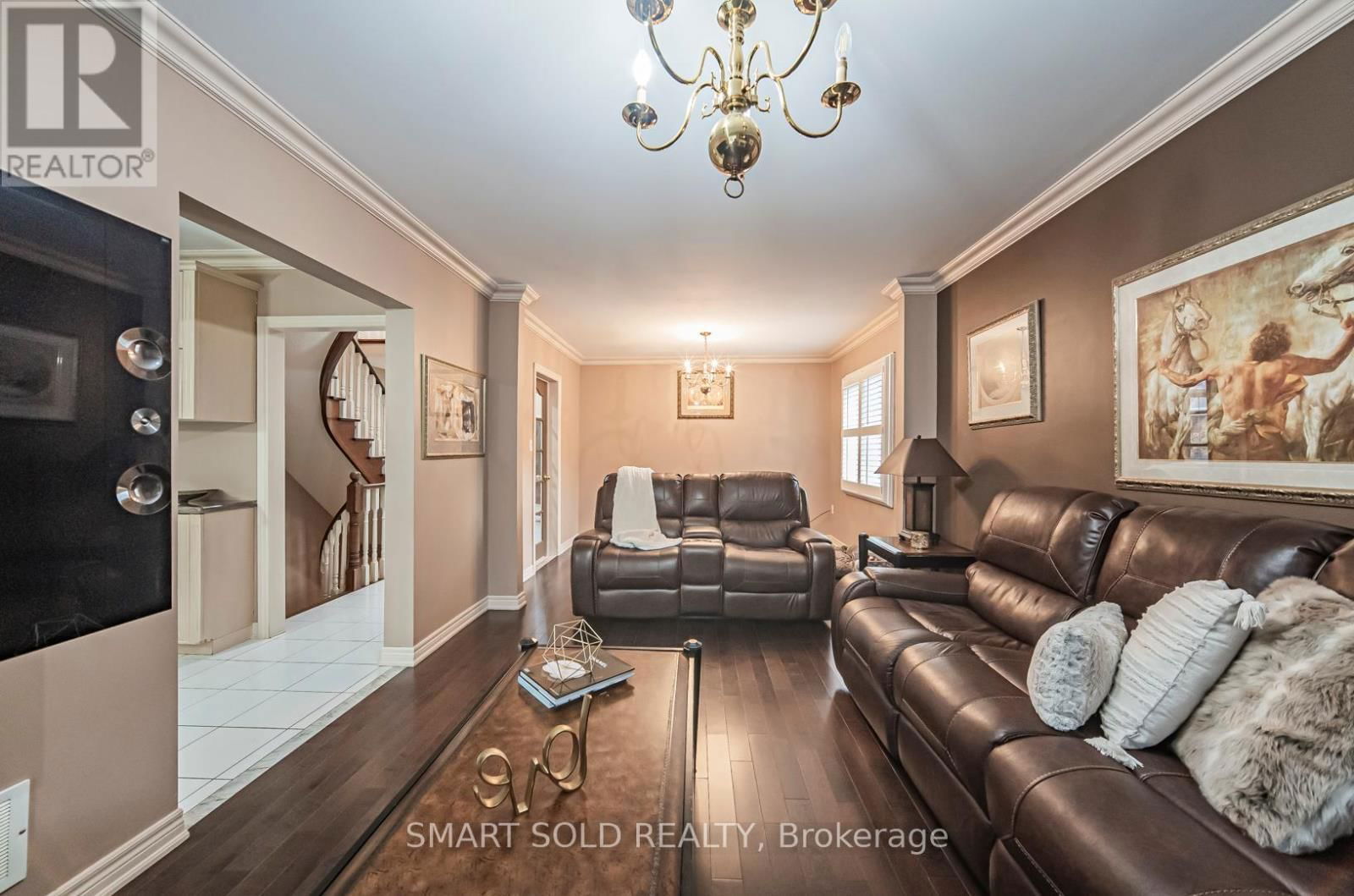 58 HELMSDALE AVENUE Image 15