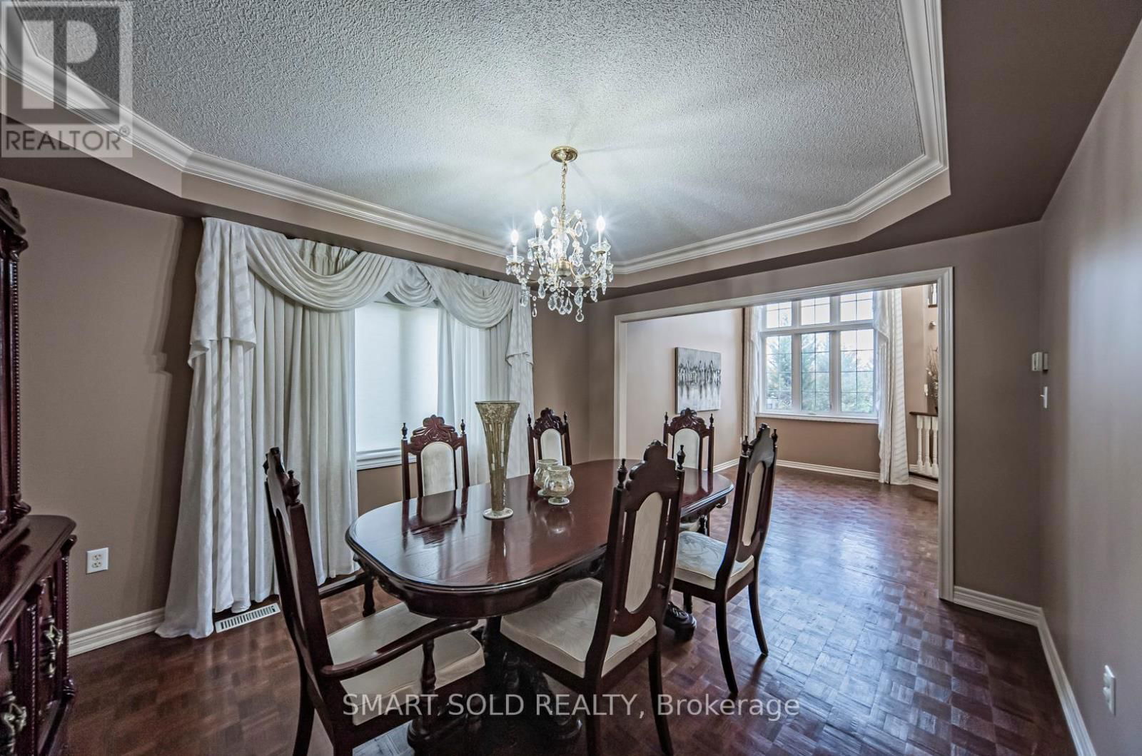 58 HELMSDALE AVENUE Image 17