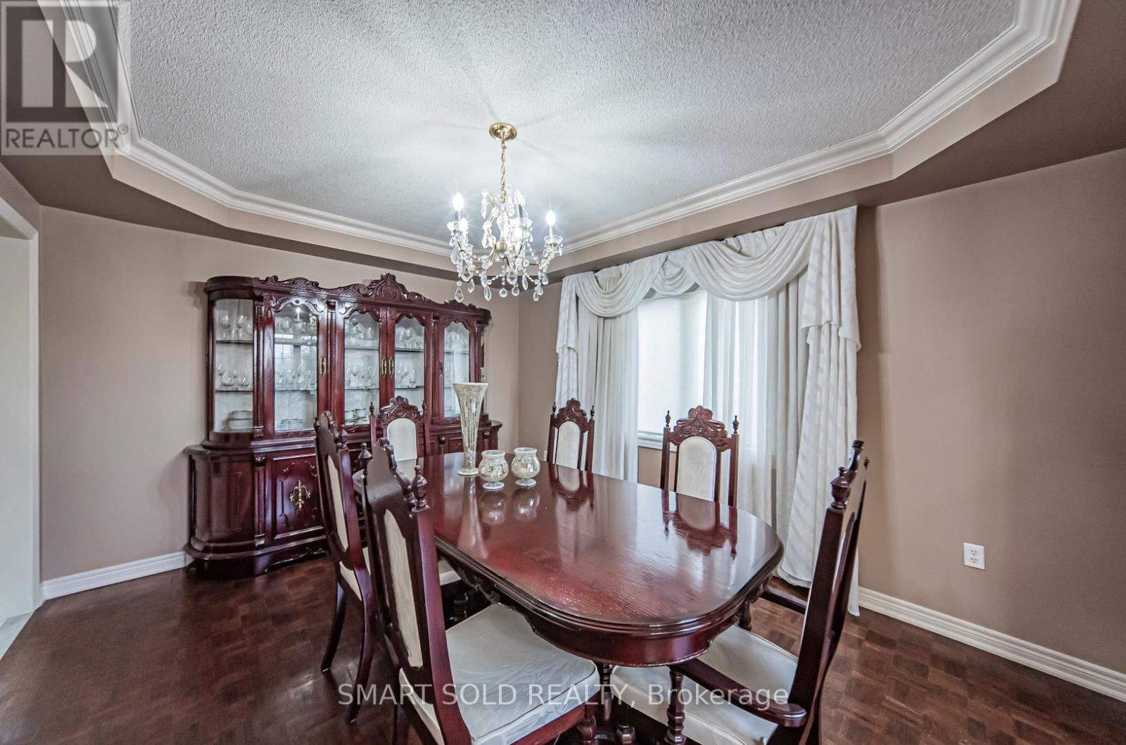 58 HELMSDALE AVENUE Image 18