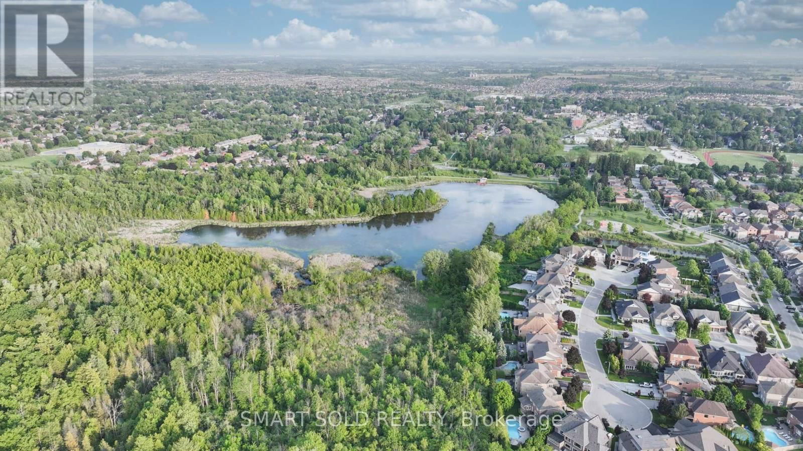 172 STEAM WHISTLE DRIVE Image 2
