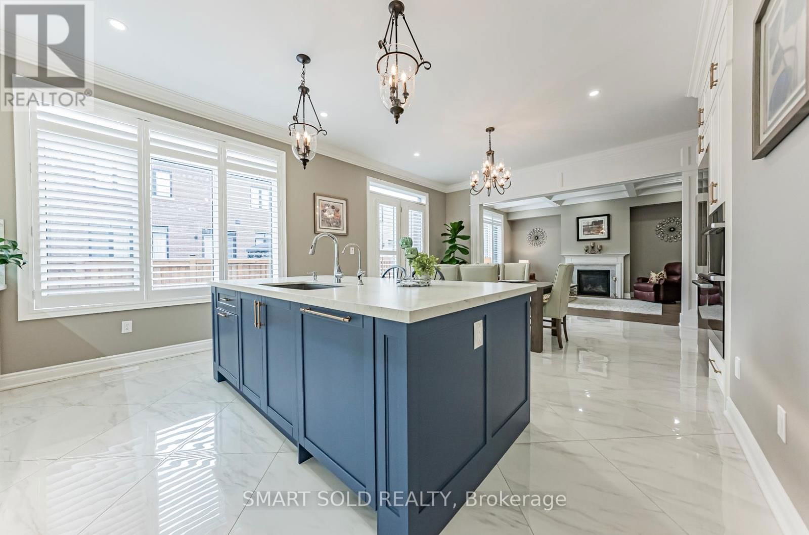172 STEAM WHISTLE DRIVE Image 21