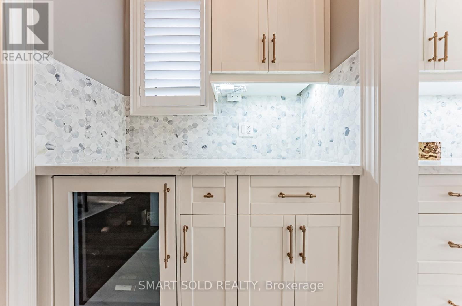 172 STEAM WHISTLE DRIVE Image 22
