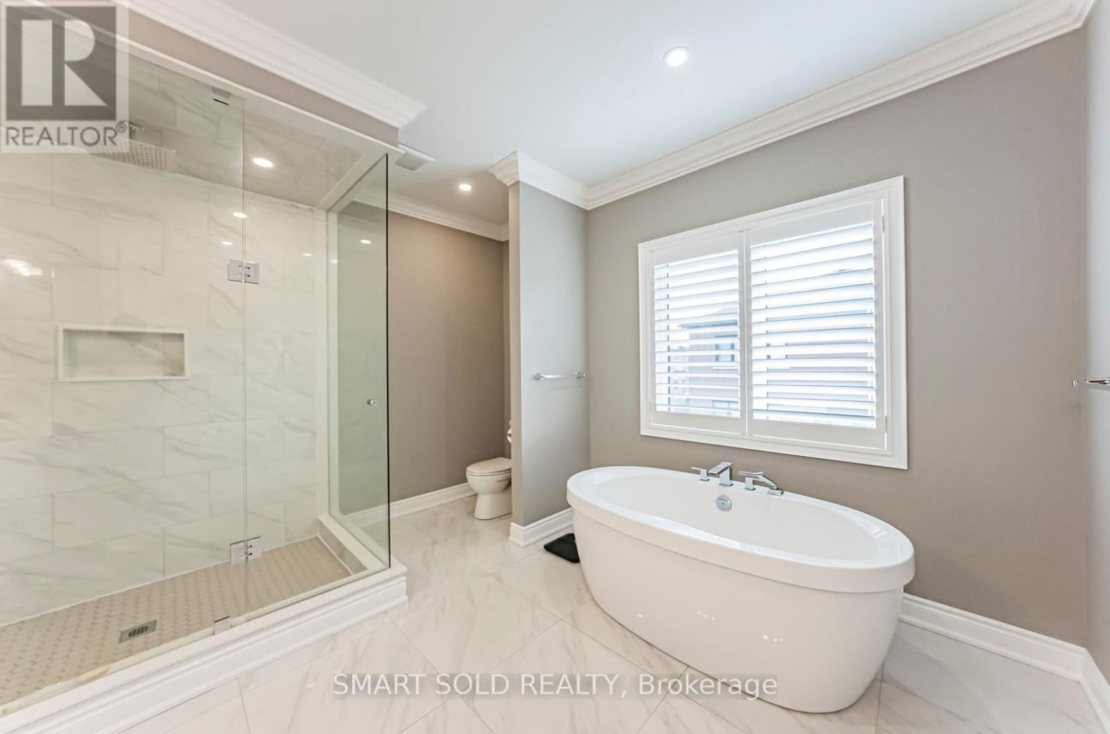 172 STEAM WHISTLE DRIVE Image 32