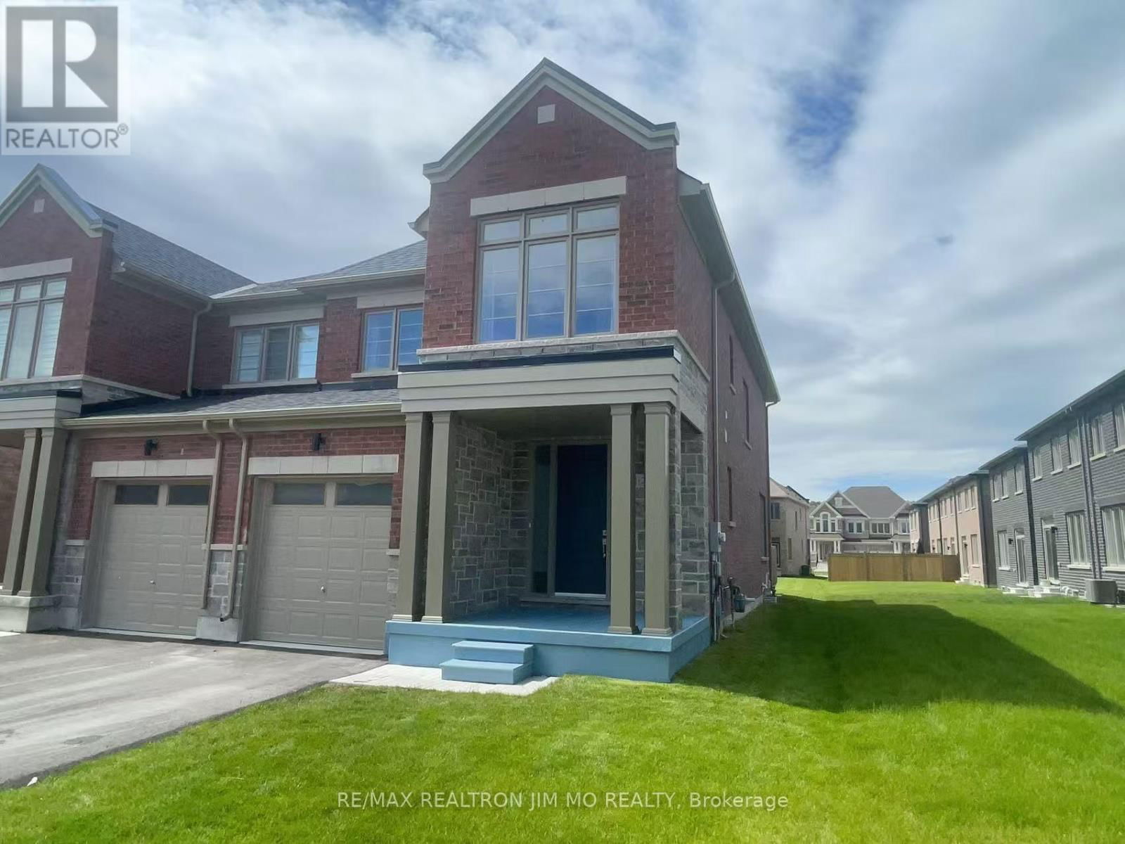 212 THOMPSON DRIVE Image 2