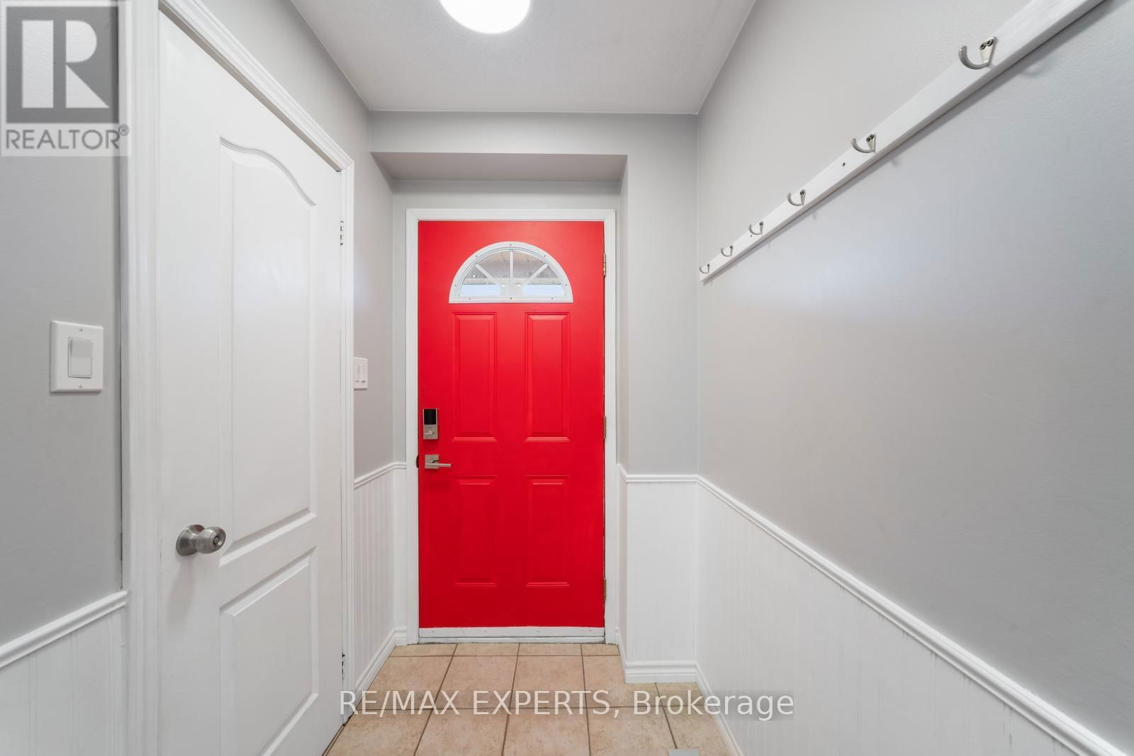89 PARKSIDE CRESCENT Image 4