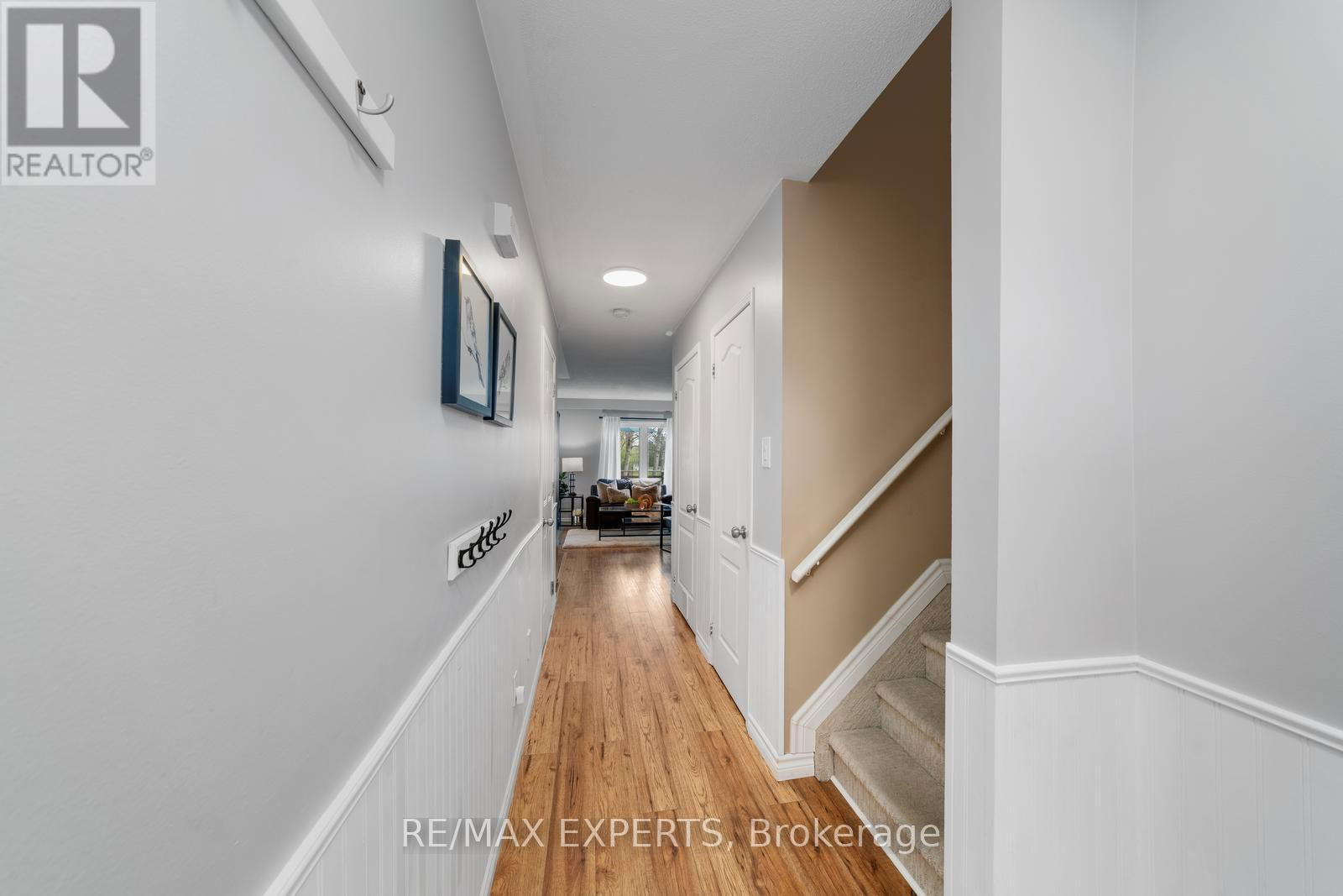 89 PARKSIDE CRESCENT Image 5