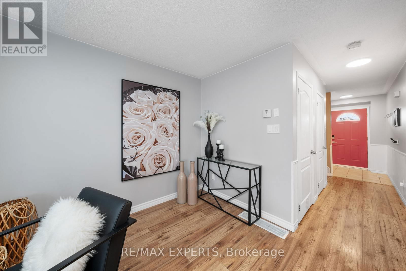89 PARKSIDE CRESCENT Image 8