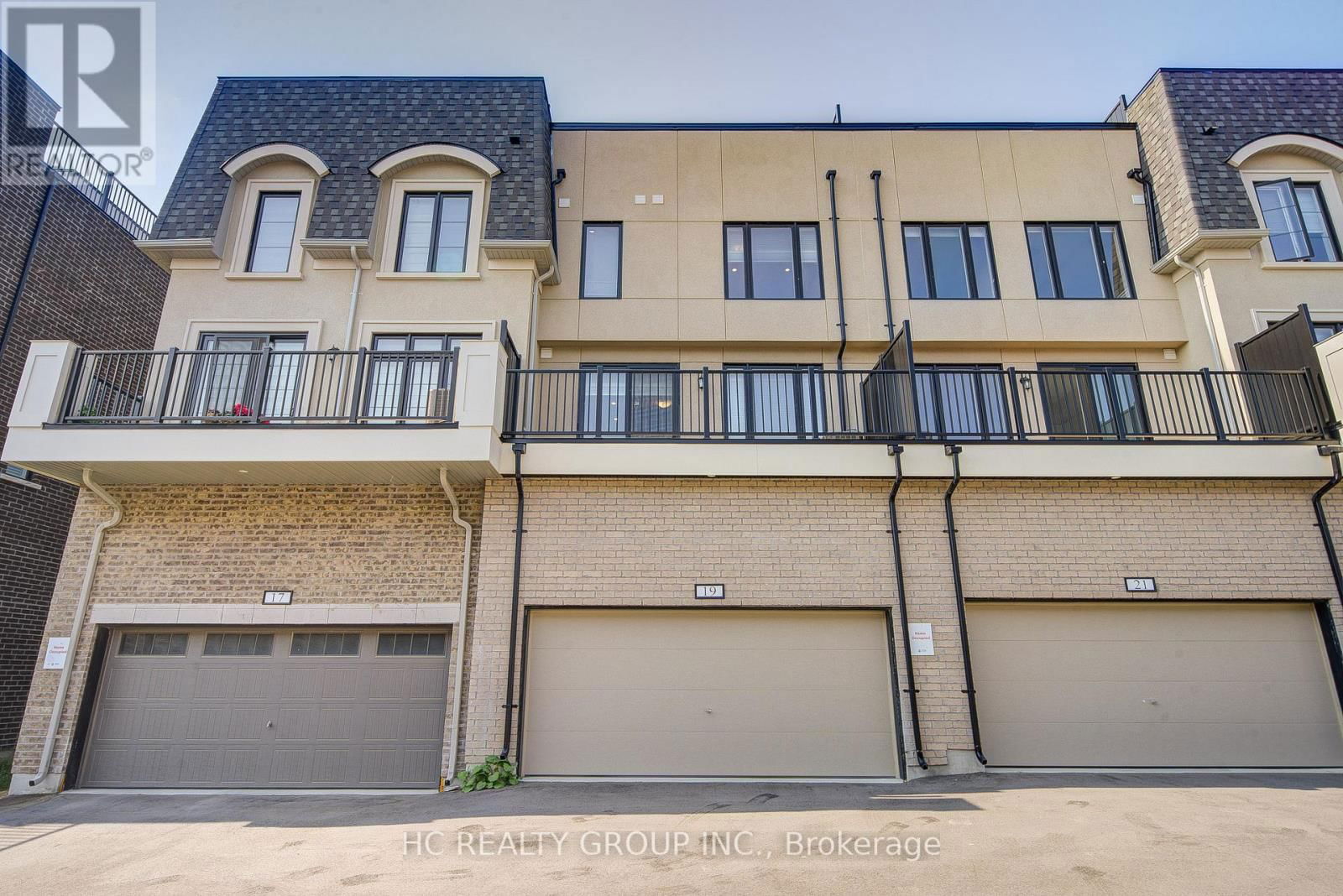19 GUARDHOUSE CRESCENT Image 39
