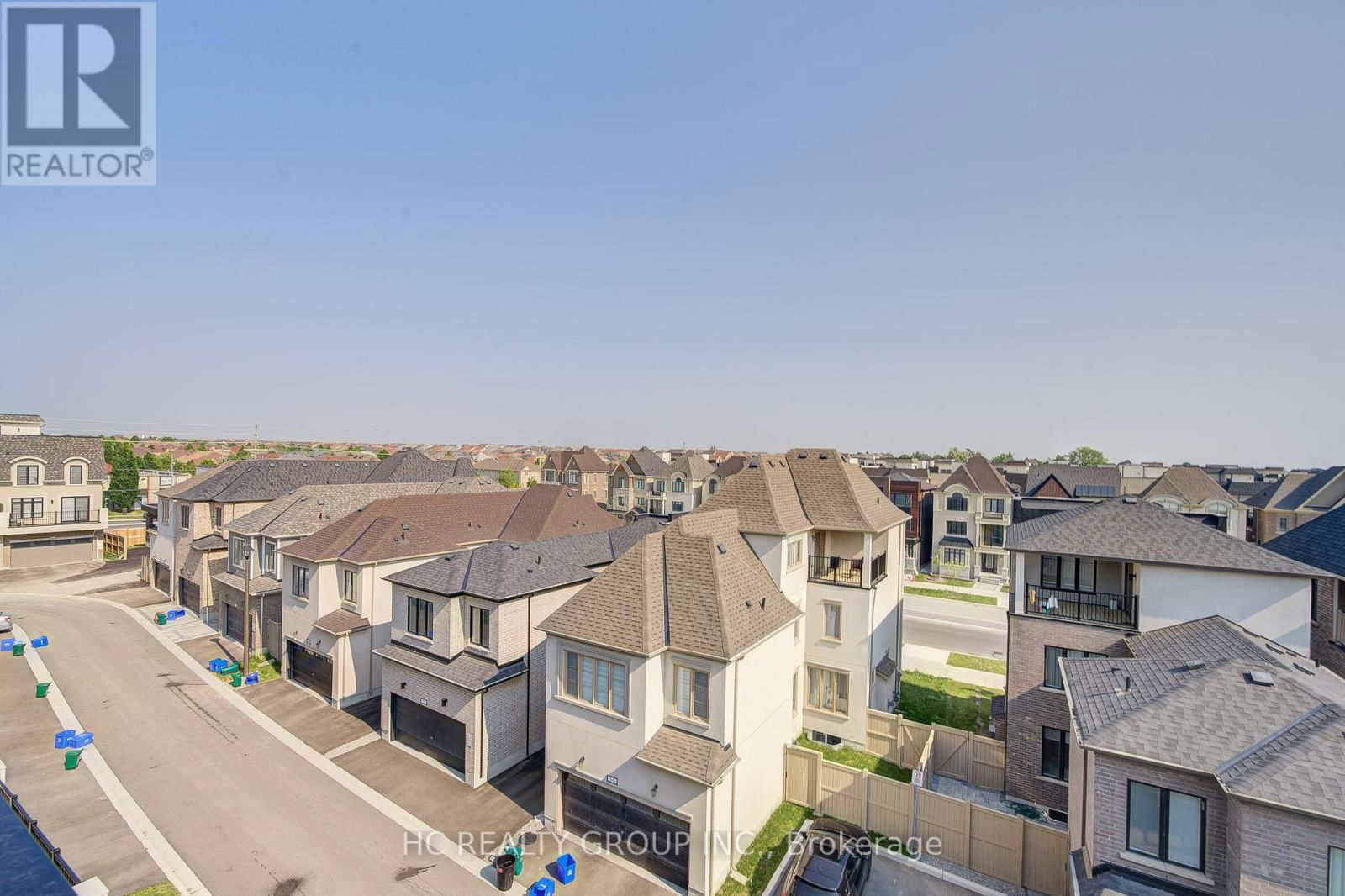 19 GUARDHOUSE CRESCENT Image 42