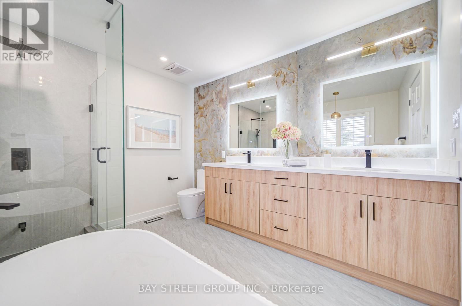18 WENDELYN DRIVE Image 32