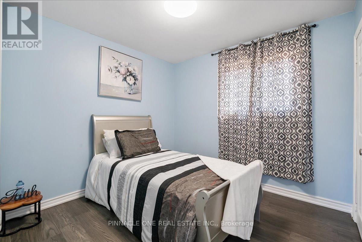 520 ELM ROAD Image 13