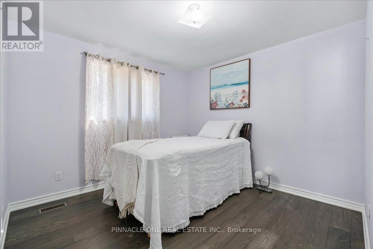 520 ELM ROAD Image 14