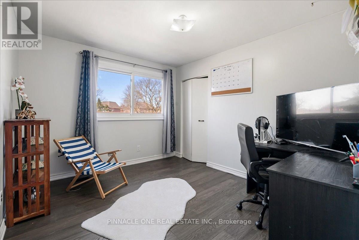 520 ELM ROAD Image 16
