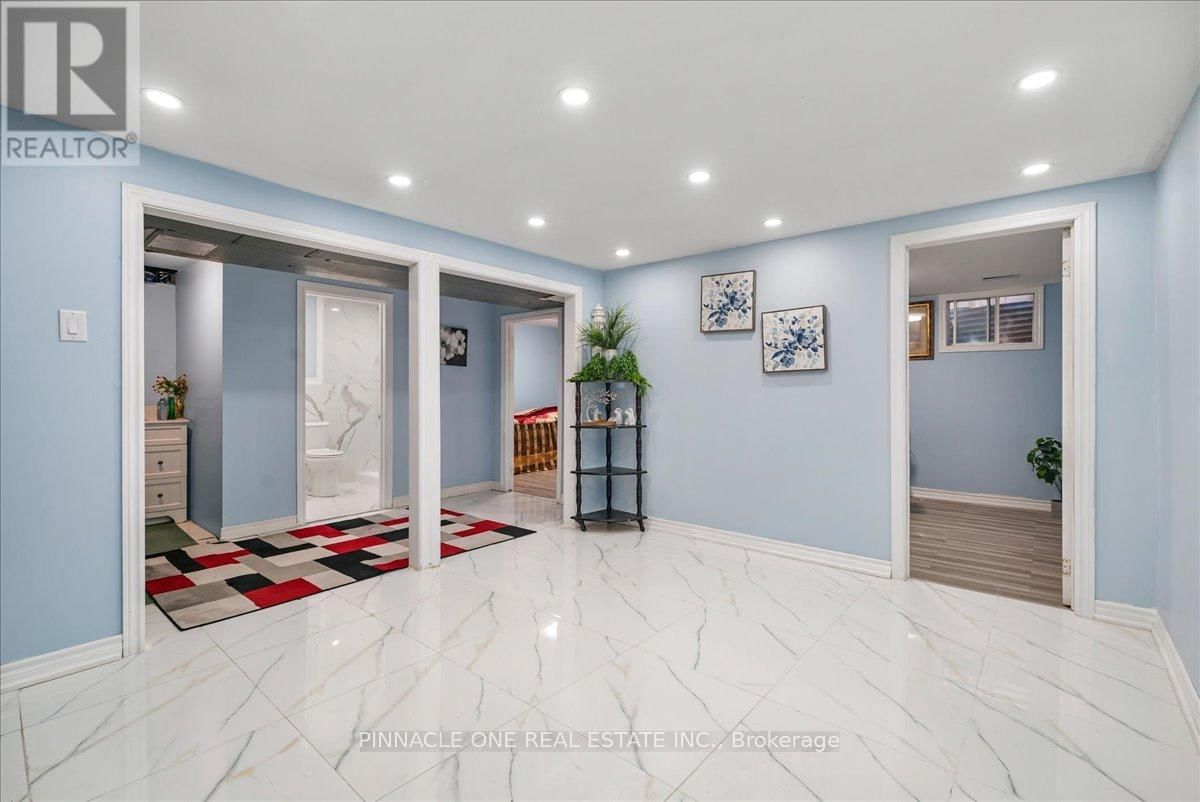 520 ELM ROAD Image 17