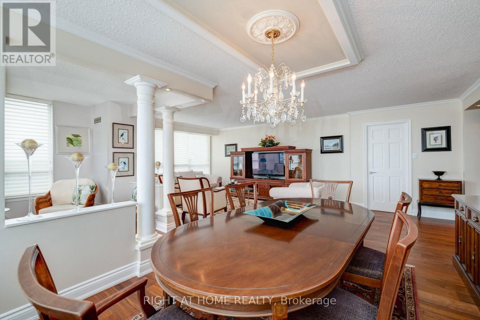818 - 25 AUSTIN DRIVE Image 17