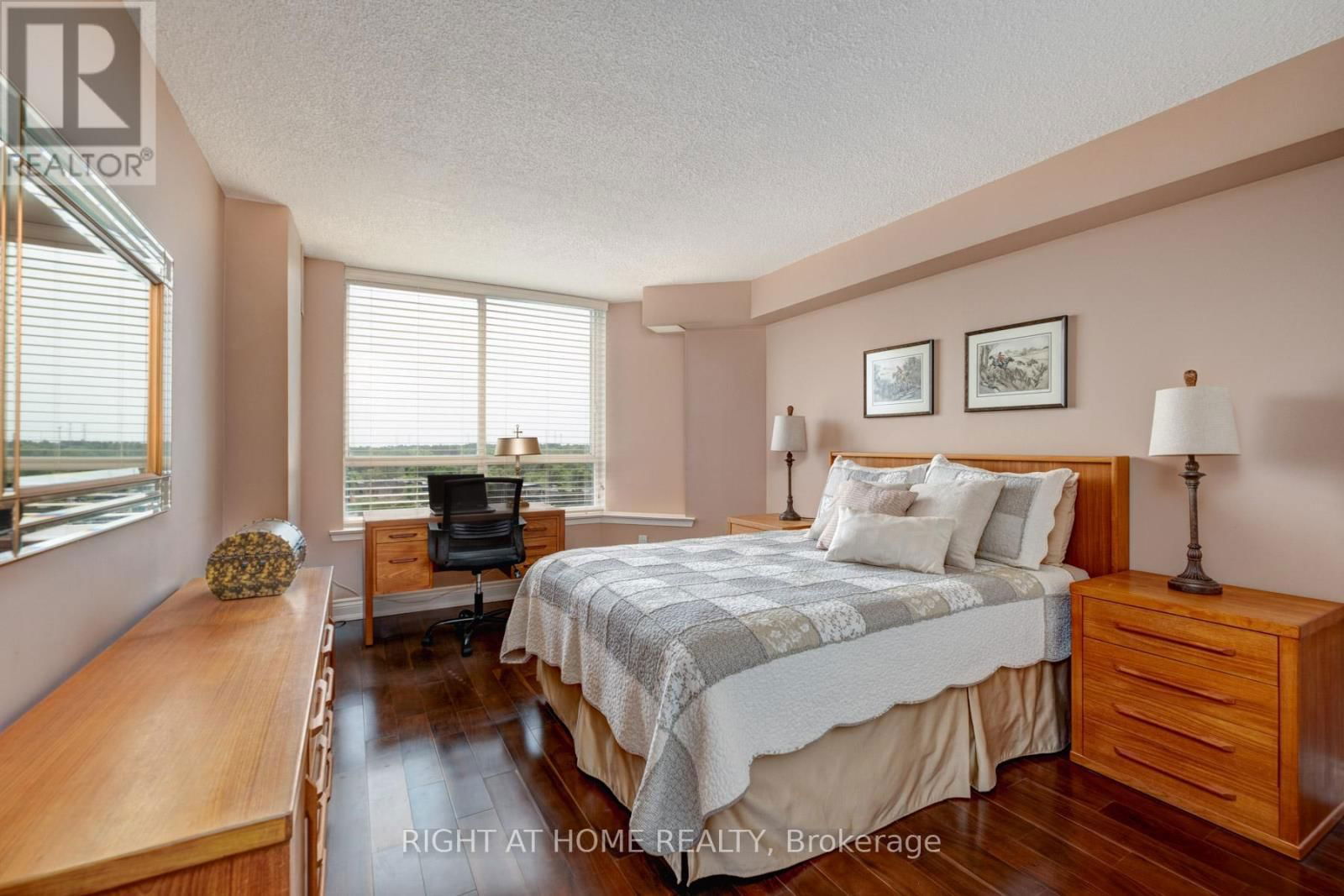818 - 25 AUSTIN DRIVE Image 26