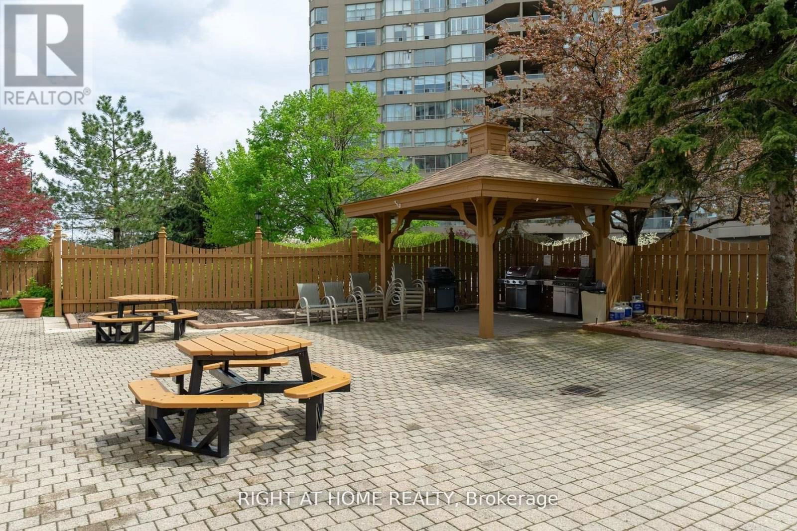 818 - 25 AUSTIN DRIVE Image 39