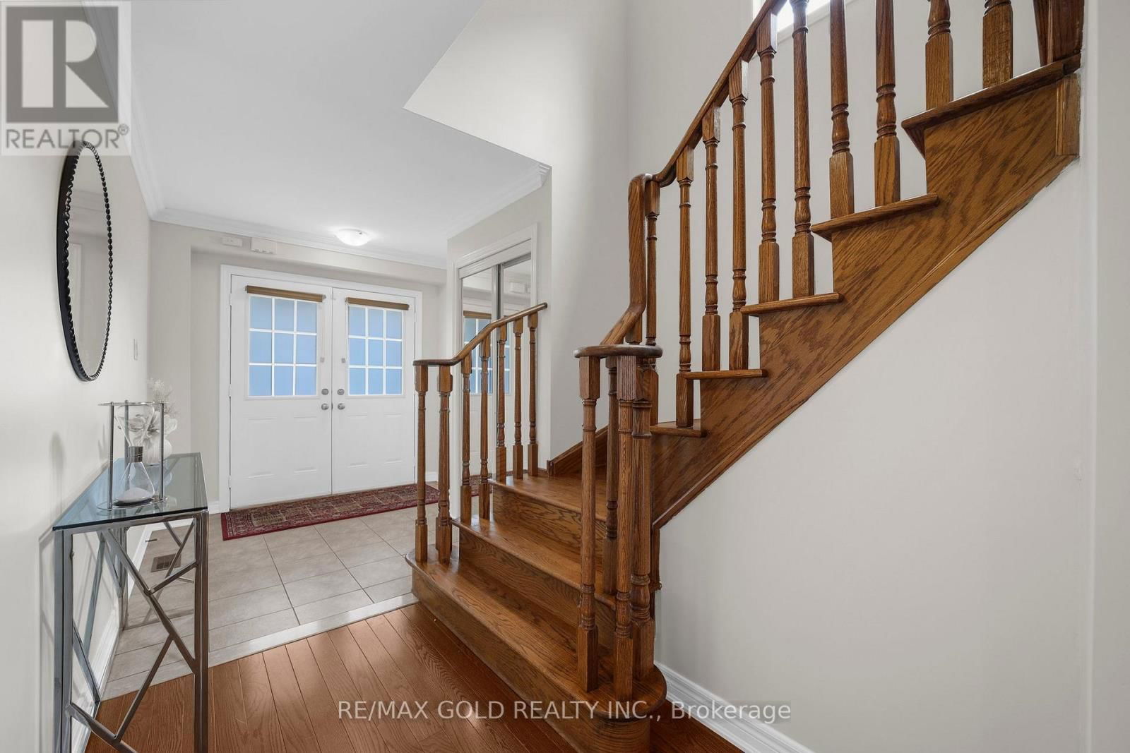 157 BLACK MAPLE CRESCENT Image 4