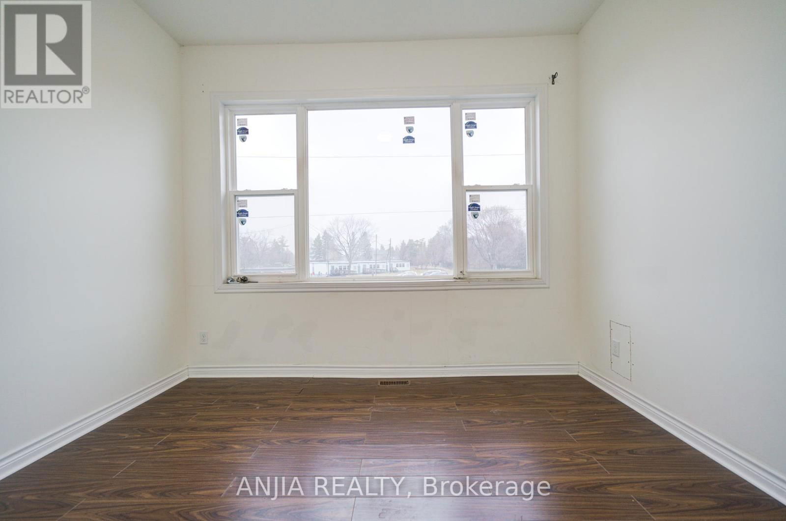 27 JONQUIL CRESCENT Image 11