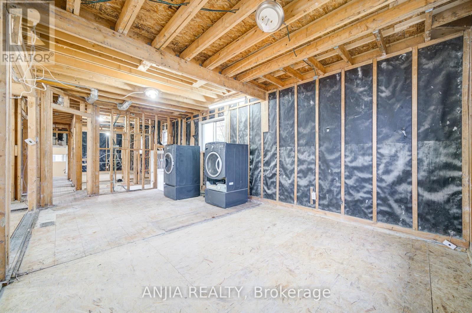27 JONQUIL CRESCENT Image 17
