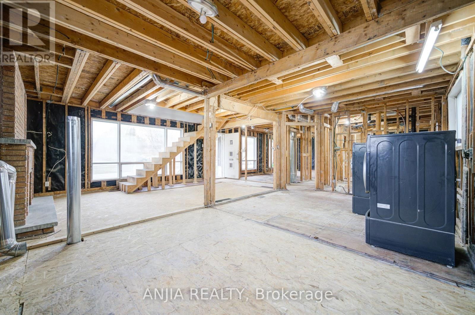 27 JONQUIL CRESCENT Image 18
