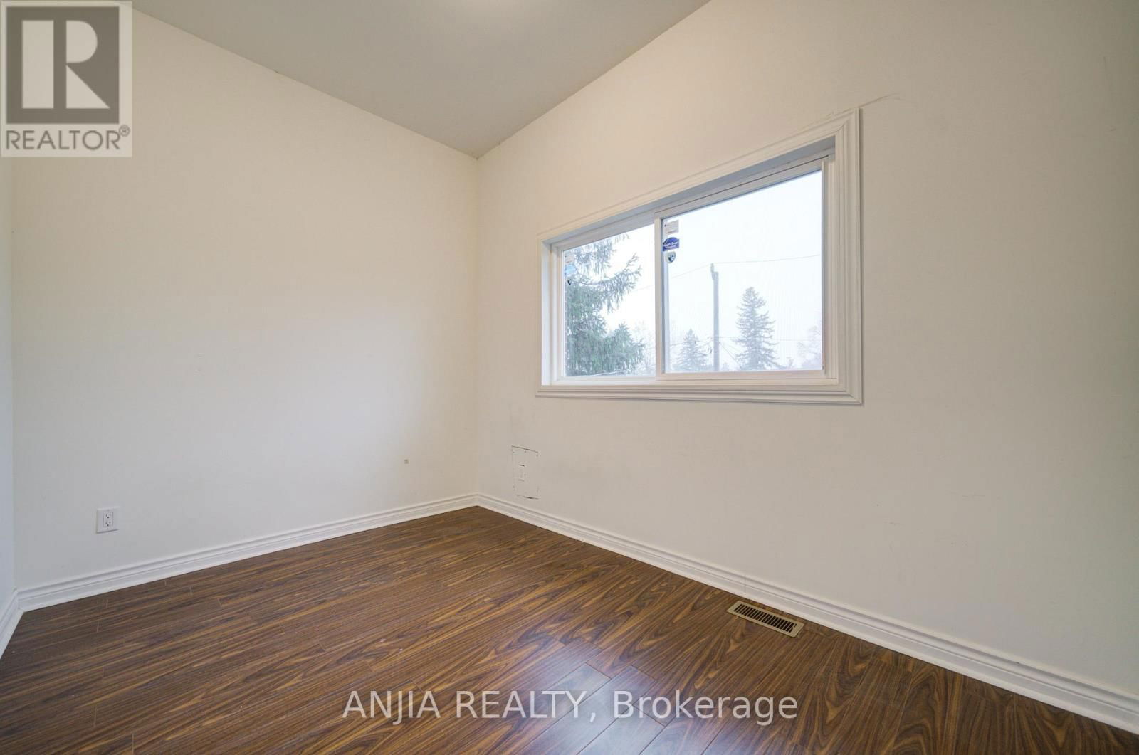27 JONQUIL CRESCENT Image 6