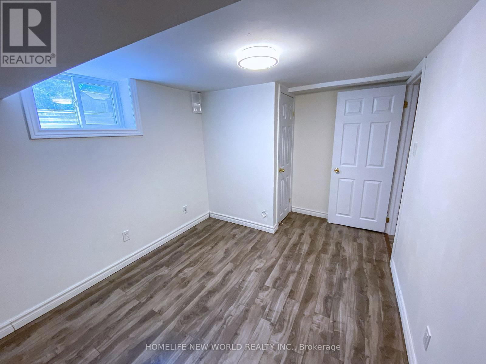 246 TAYLOR MILLS DRIVE SOUTH Image 34