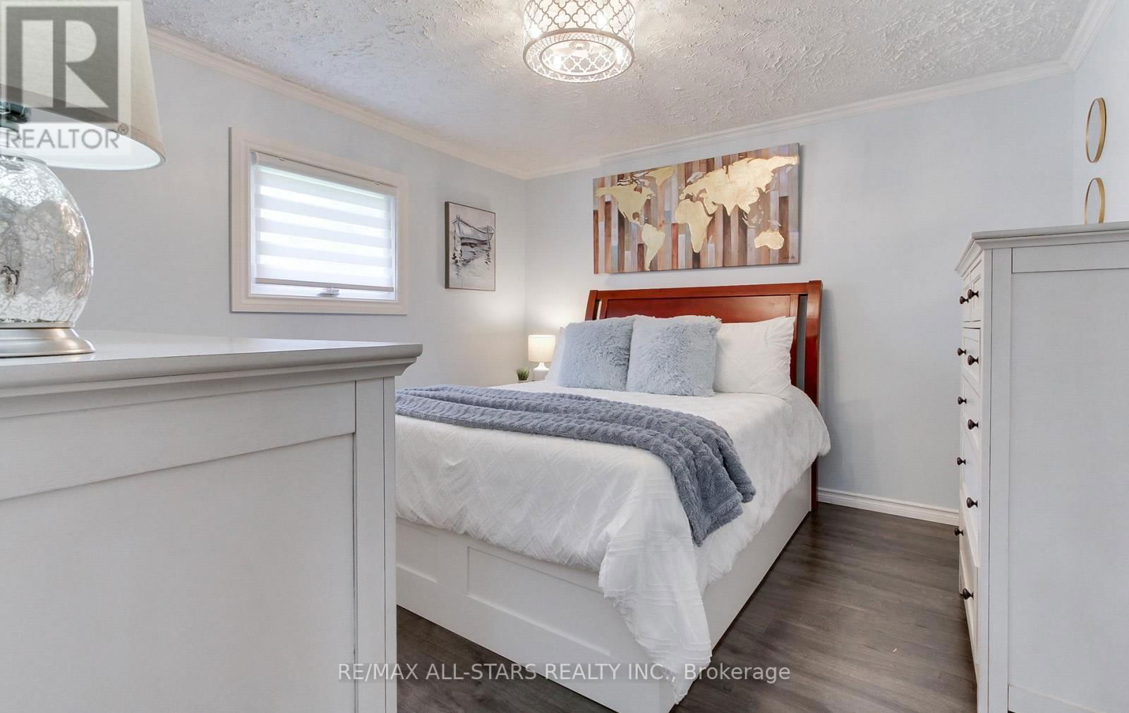 297 WALTER DRIVE Image 20