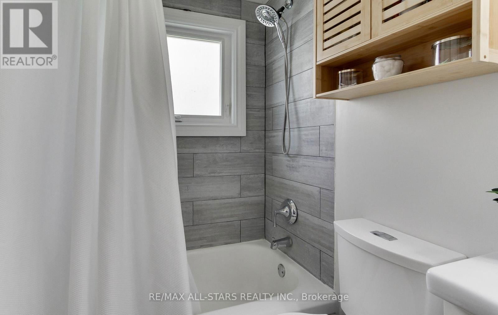 297 WALTER DRIVE Image 25
