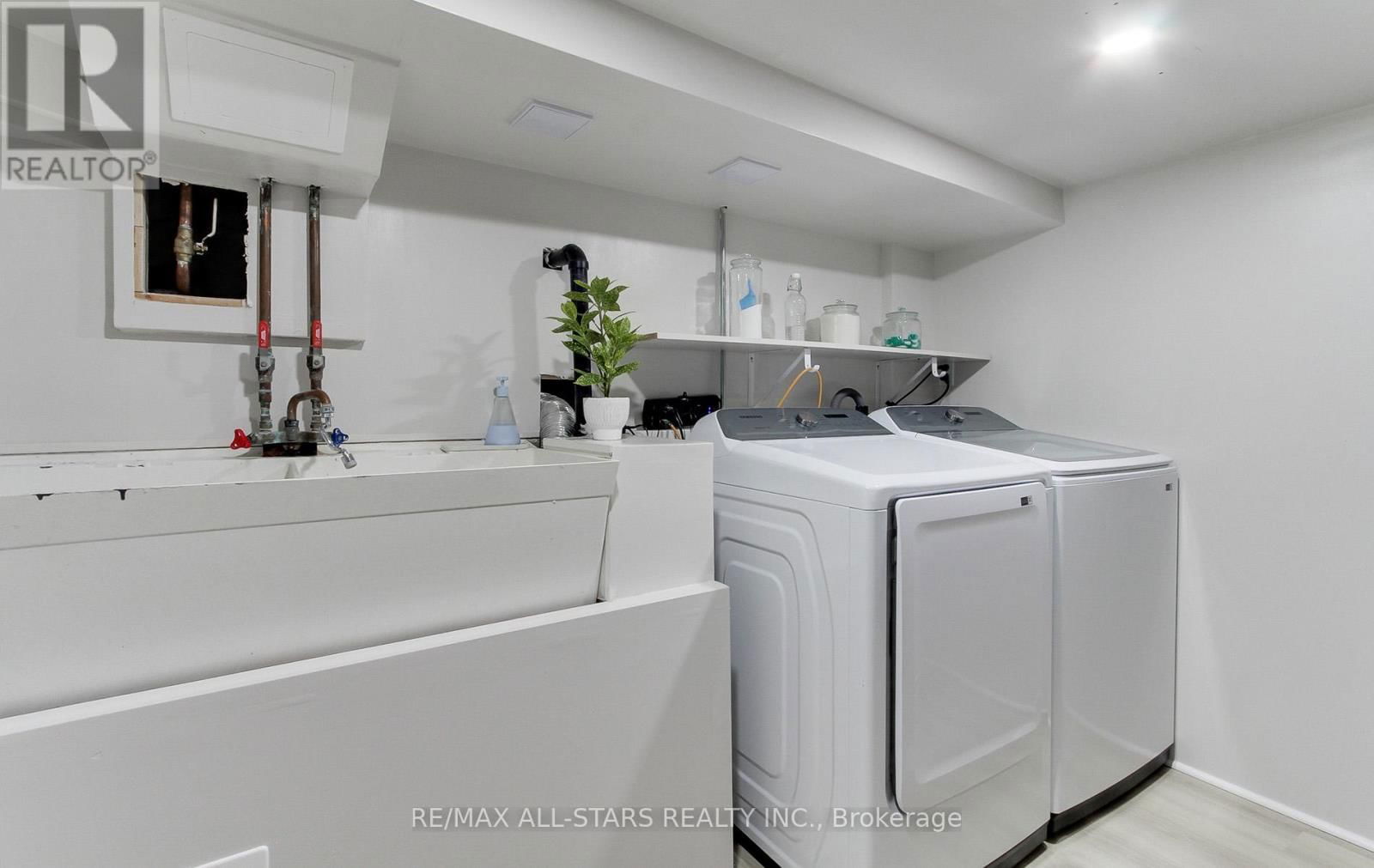 297 WALTER DRIVE Image 27