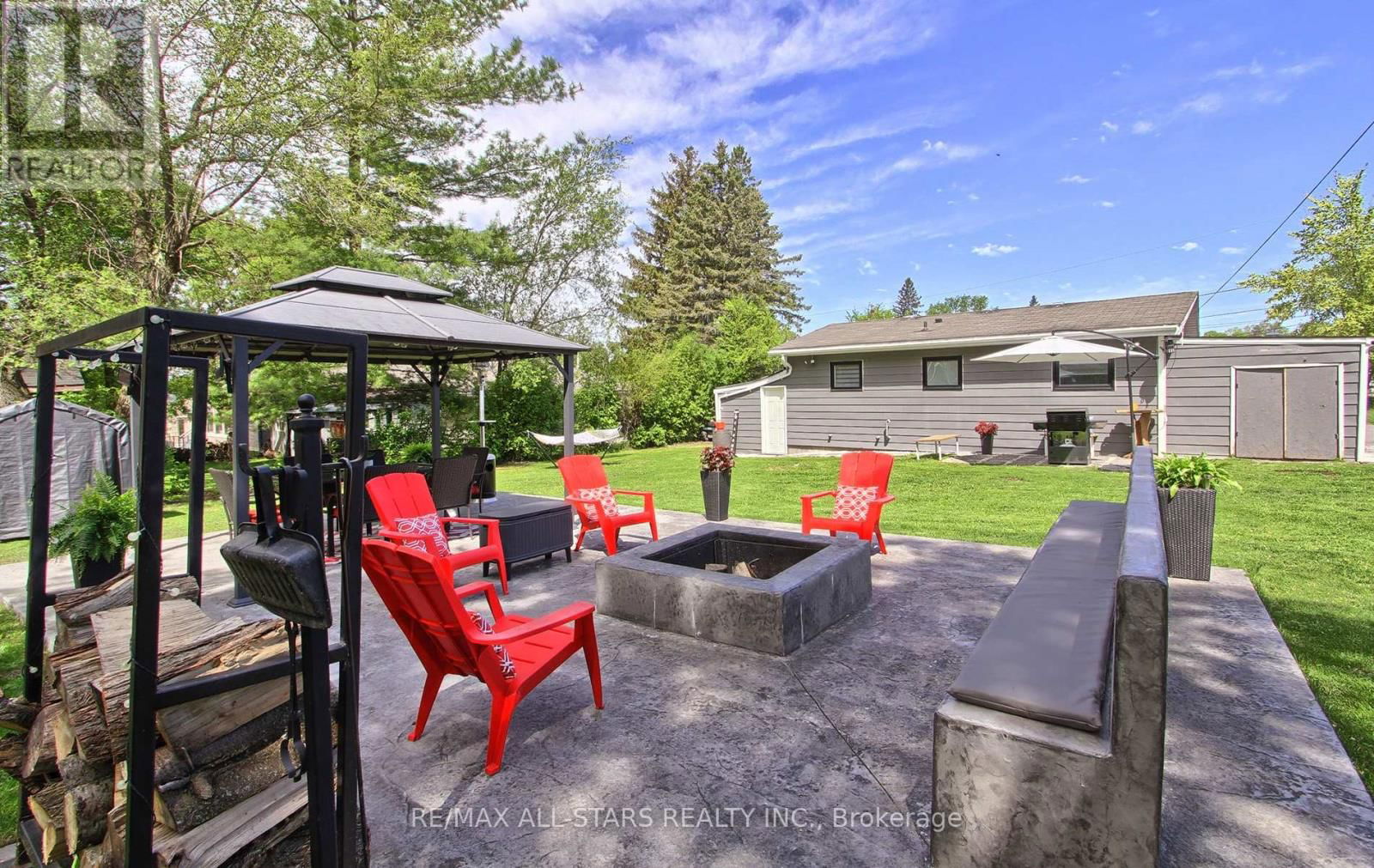 297 WALTER DRIVE Image 32