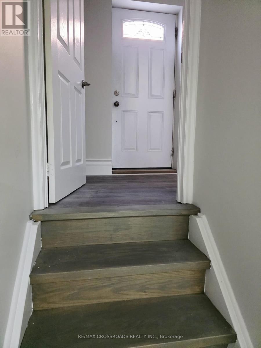 50 GRANDLEA CRESCENT Image 3