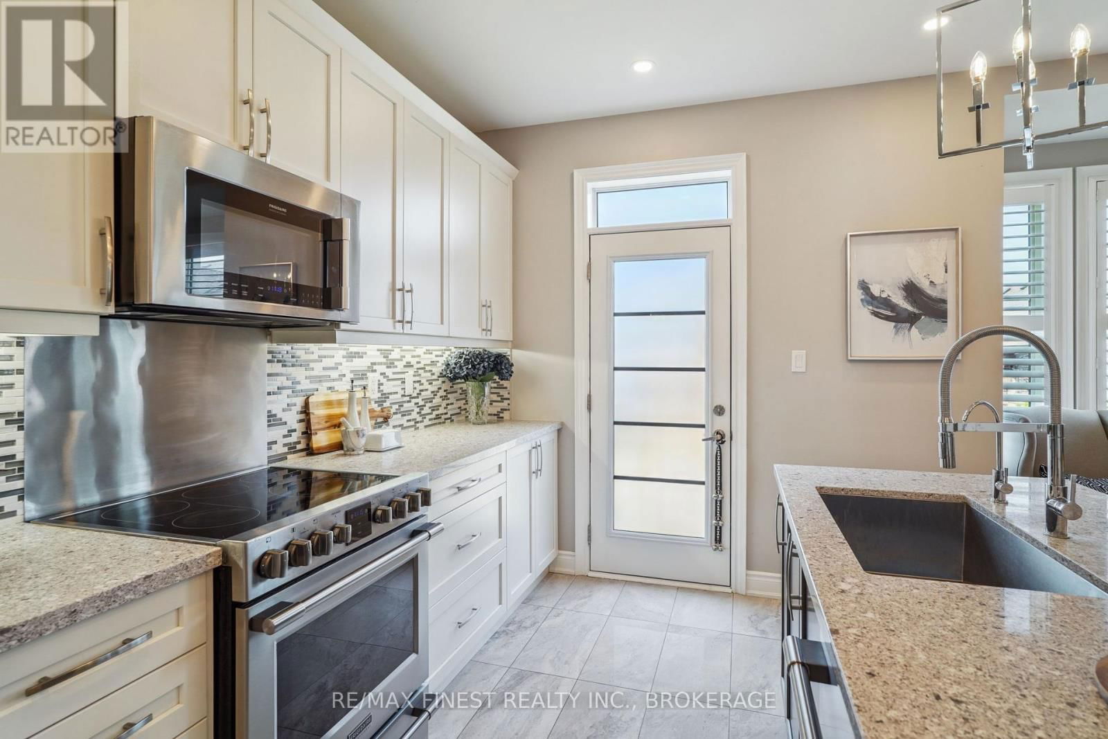 171 FREDERICK PEARSON STREET Image 11