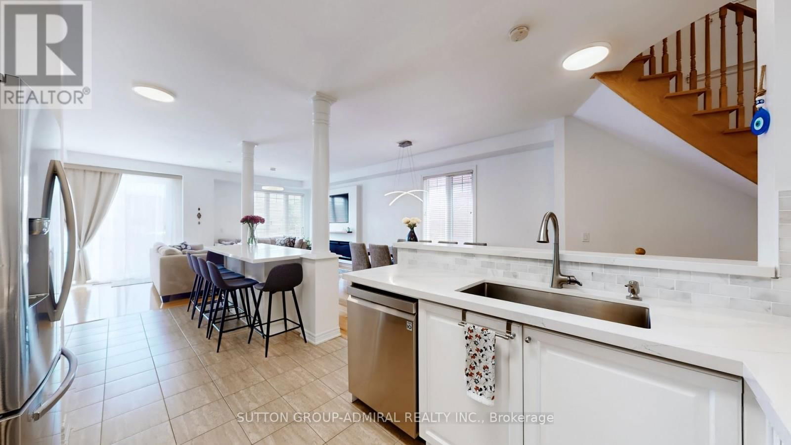 93 WINDROW STREET Image 12