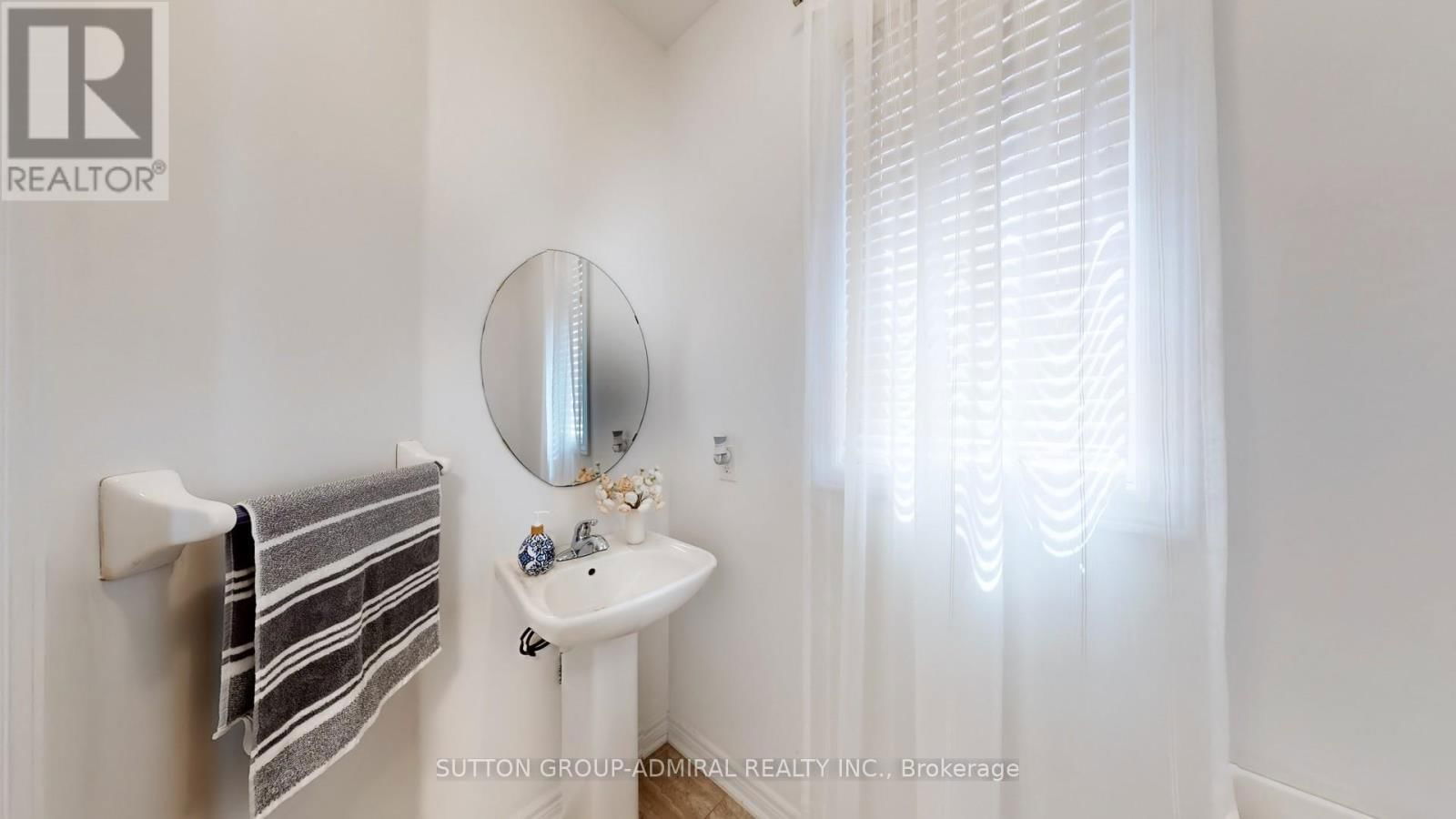 93 WINDROW STREET Image 17