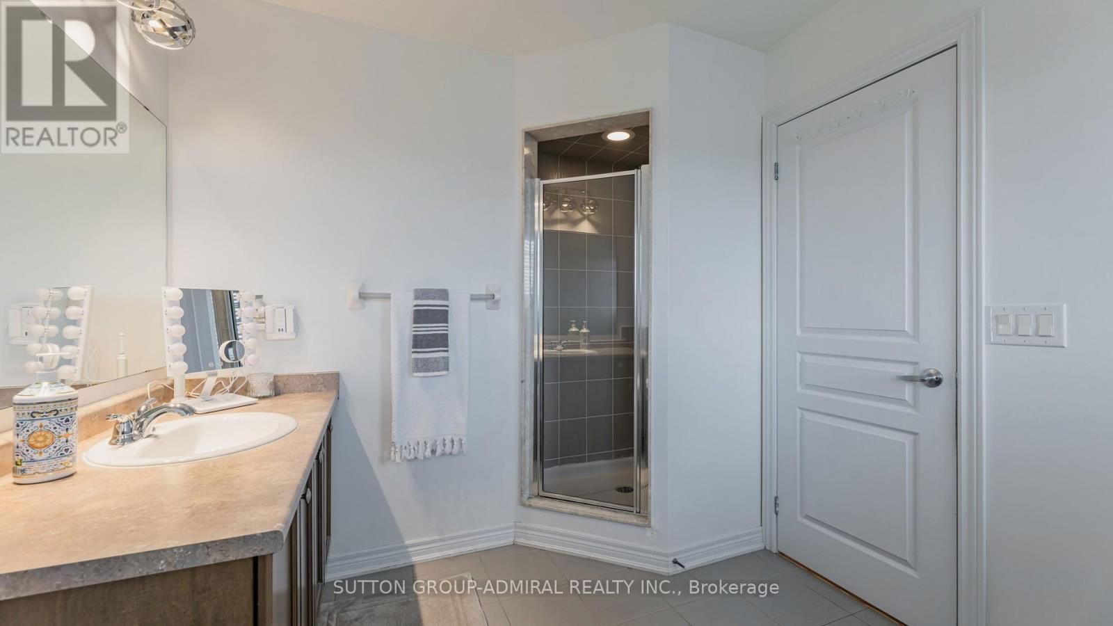 93 WINDROW STREET Image 22