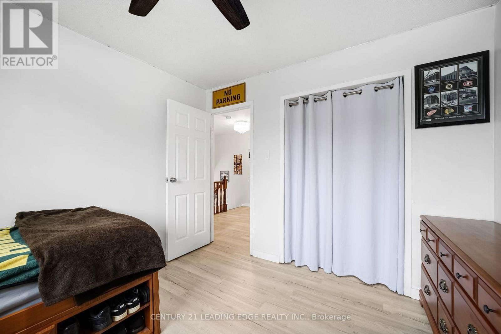 12 MCKEOWN STREET Image 21