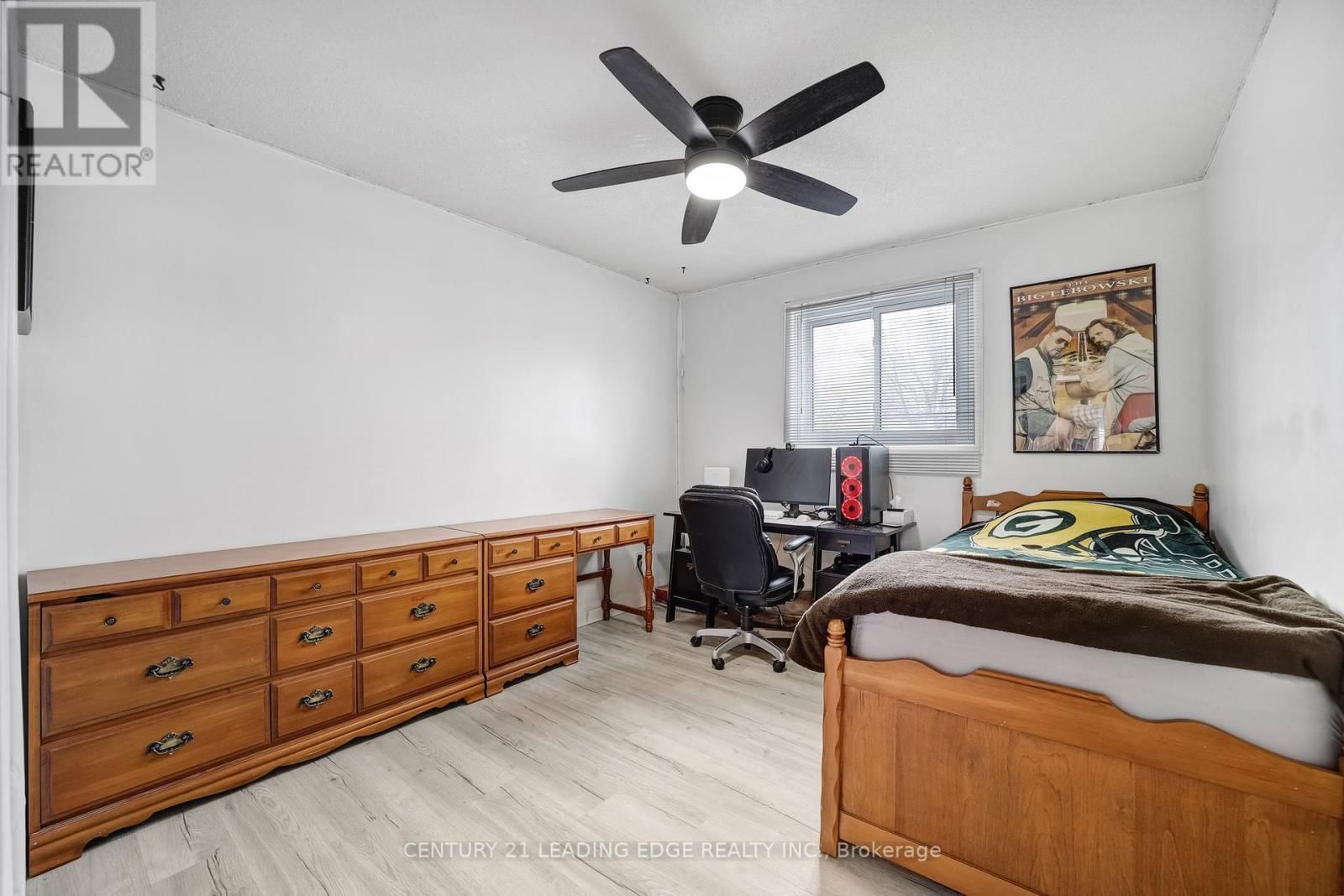 12 MCKEOWN STREET Image 22