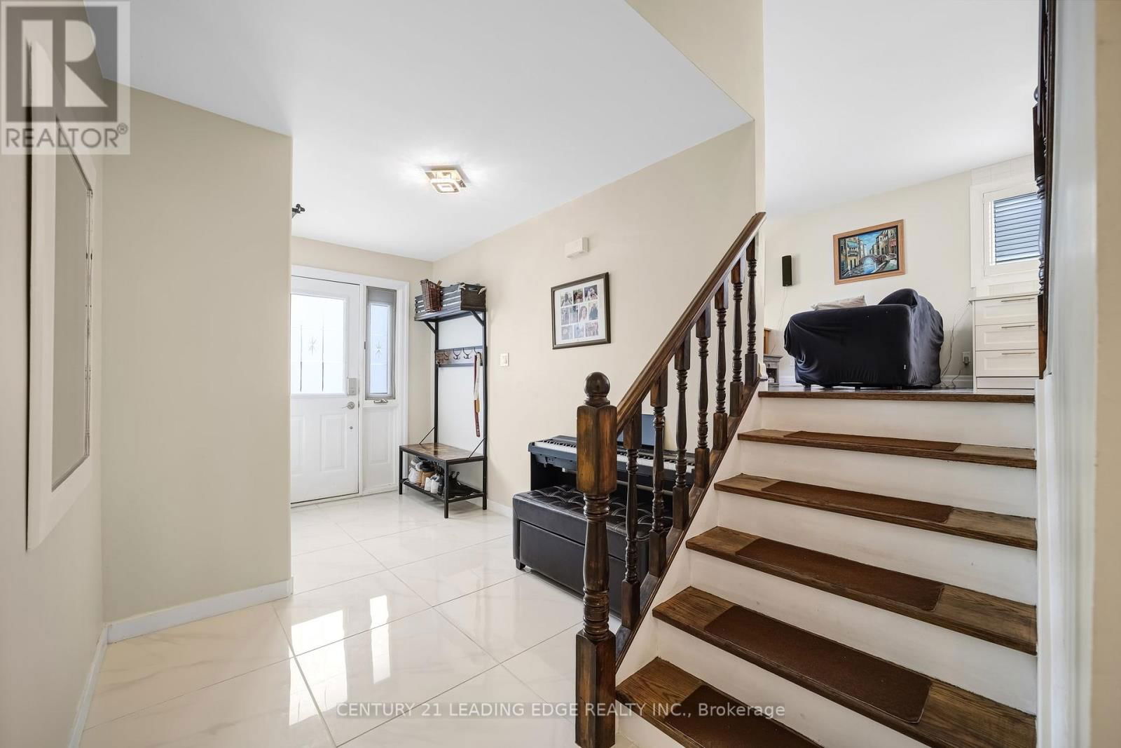 12 MCKEOWN STREET Image 5