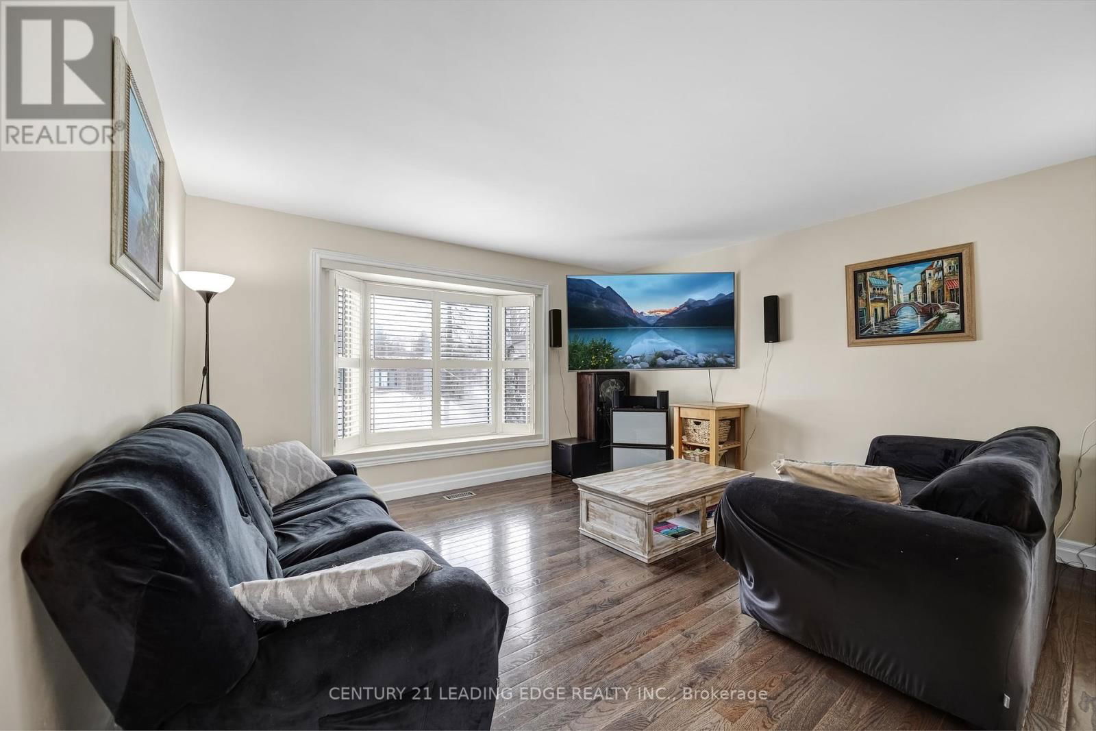 12 MCKEOWN STREET Image 7